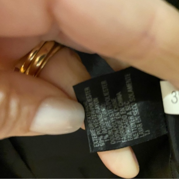 TAHARI Arthur S. Levine from Holt Renfrew Black with Pinstripes Jacket Size 4 - Picture 6 of 11